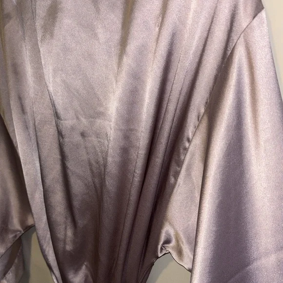 Victoria Secret Mauve Satin Robe - Picture 3 of 4